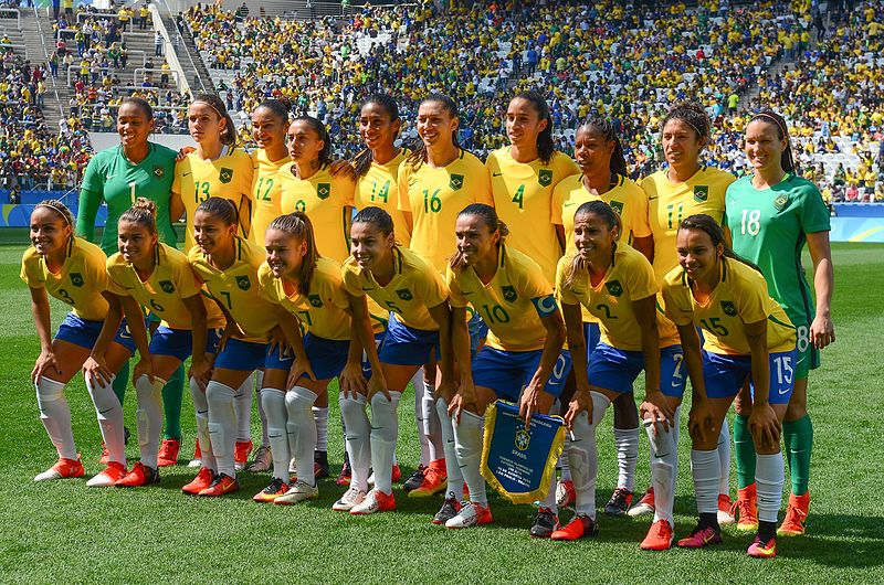 File:Canadá vence o Brasil no futebol feminino, na Rio 2016 (28989123372).jpg