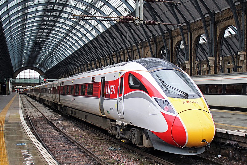 File:801220 LNER Azuma Kings Cross.jpg