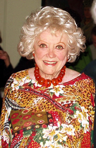 File:Phyllis diller 2-25-2007.jpg