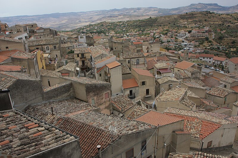 File:Panorama di Assoro.jpg