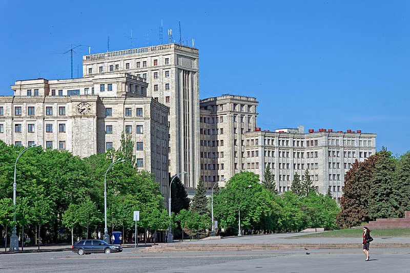 File:Kharkiv Svobody 04 2010 - 02.jpg