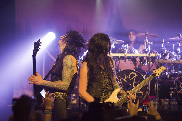 File:Black Veil Brides Barcelona Music Hall 2013 6.jpg