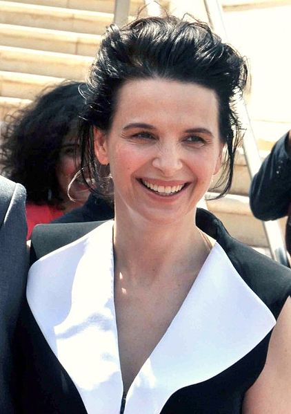 File:Juliette Binoche Cannes 2010.jpg