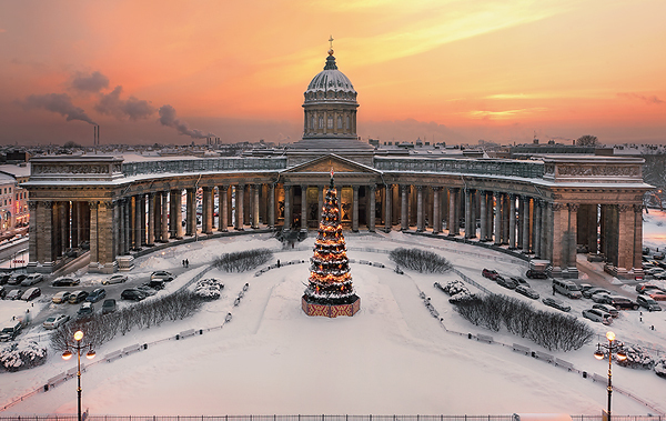 File:View to Kazan Cathedral by Ivan Smelov.jpg