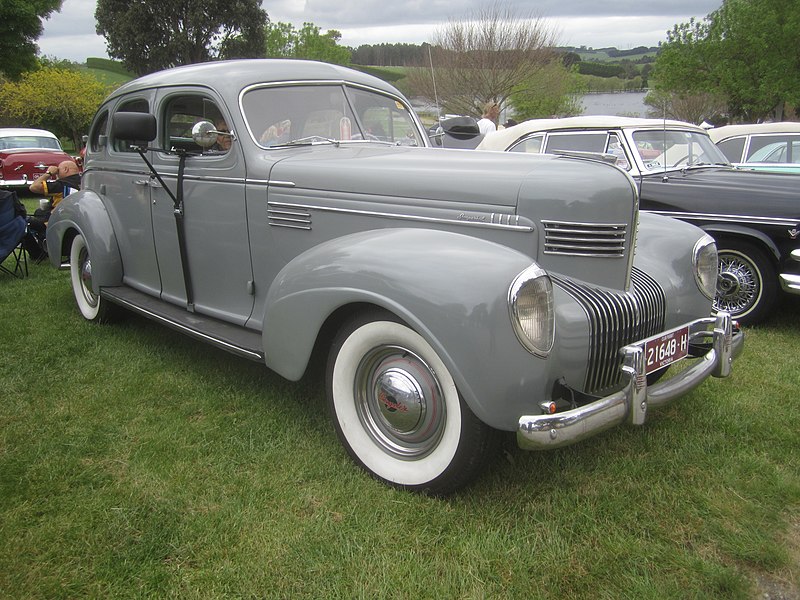 File:1939 Chrysler C14 Imperial Sedan (10162614933).jpg