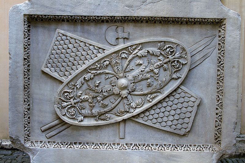 File:Reliefs from the Temple of Hadrian - Palazzo dei Conservatori - Musei Capitolini - Rome 2016 (2).jpg