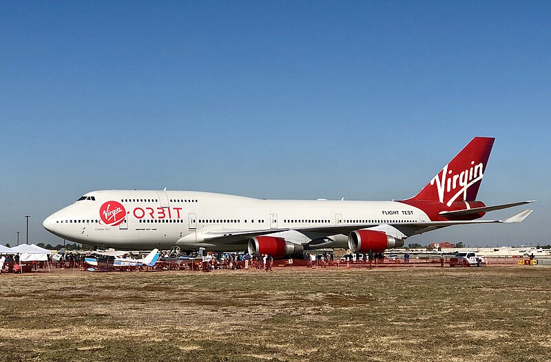 File:Cosmic Girl Virgin Orbit 747.jpg