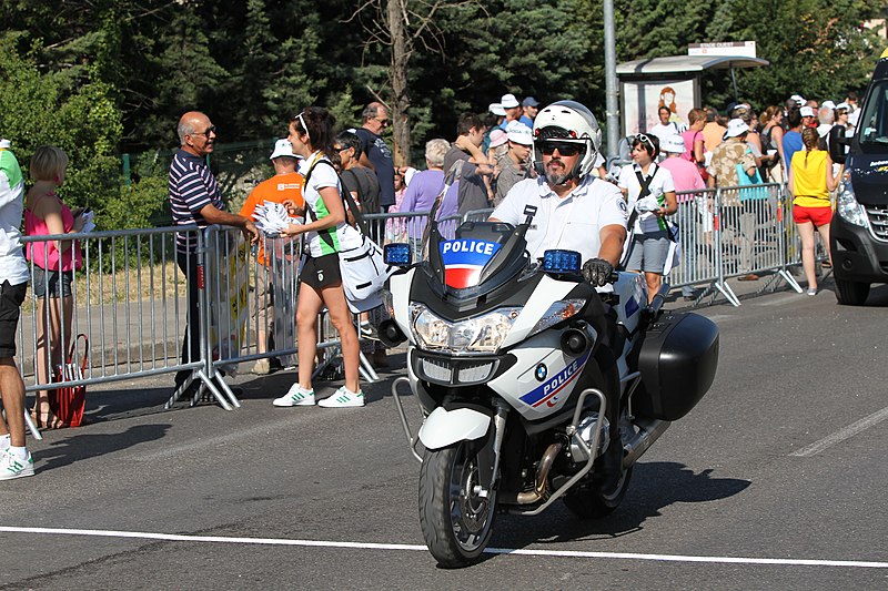 File:Tour de France 20130704 Aix-en-Provence 001.jpg