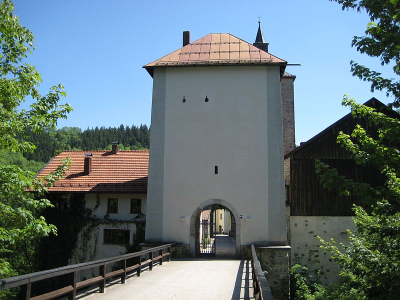 File:Schloss Fuersteneck 1.jpg