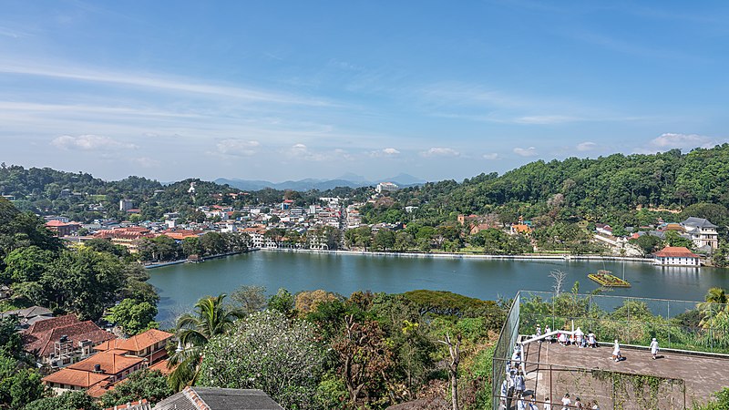 File:SL Kandy asv2020-01 img10 Arthurs Seat view.jpg