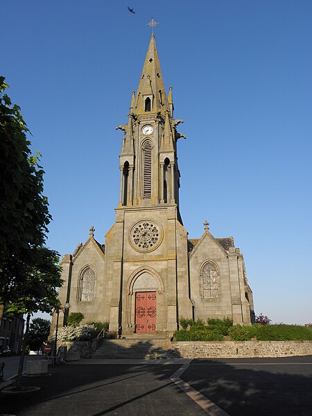 File:Meillac (35) Église Saint-Martin - Extérieur - 02.jpg