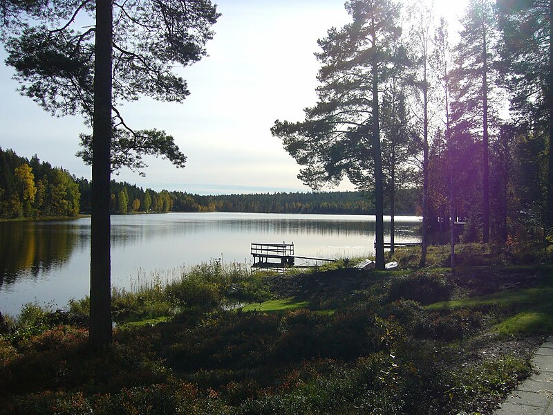 File:Kroksjön.jpg