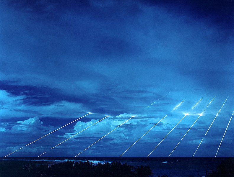 File:Peacekeeper-missile-testing.jpg