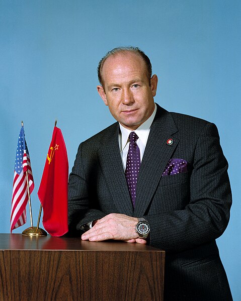 File:Alexei Leonov.jpg