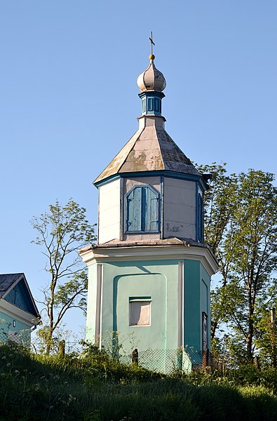 File:Velykyi Okorsk Lokachynskyi Volynska-Bell tower of Saint Michael church-north view.jpg