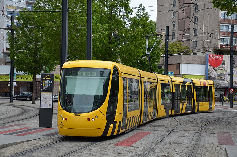 File:Alstom Citadis 302 n°2002 SOLEA Porte Jeune.jpg