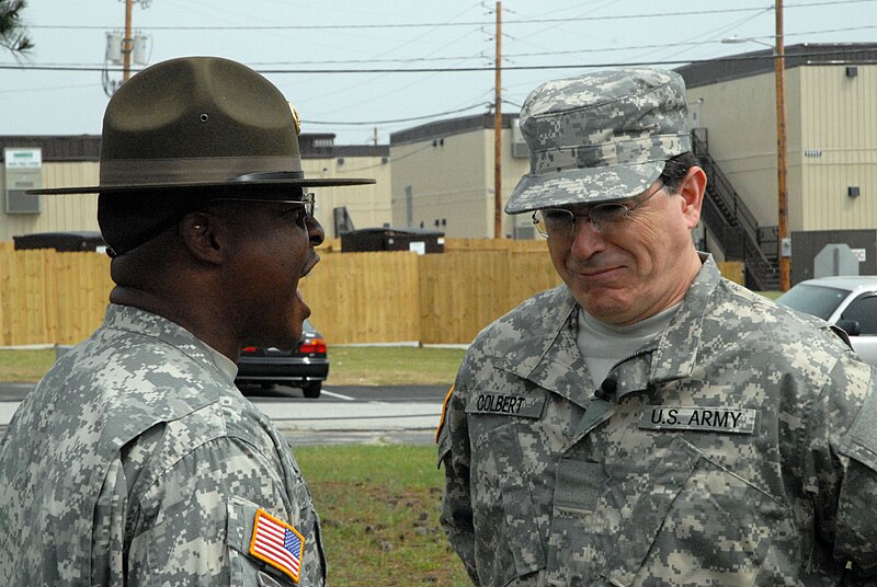 File:Flickr - The U.S. Army - Drill sergeant discipline.jpg