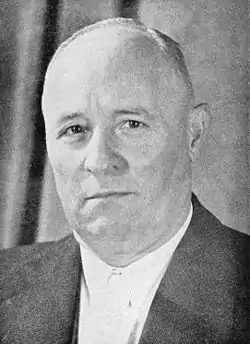 Dr. Abraham van der Merwe (1897–1978), vyf maal agtereenvolgens moderator van die Kaapse NG Sinode, voorsitter van die eerste Algemene Sinode in 1962 en amper 40 jaar lank leraar van die NG gemeente Kaapstad; voorsitter van die sentrale feeskomitee van die Van Riebeeck-fees.