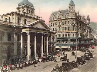 Adderleystraat, Kaapstad, in 1904 met Freeman se Standard Bank-gebou op die voorgrond.