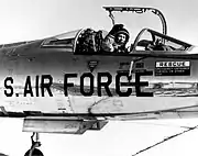 Chuck Yeager in 'n NF-104 Starfighter