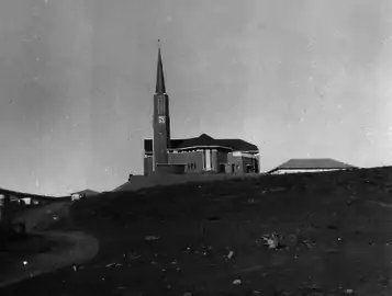 Die kerkgebou van die NG gemeente Bothasrus, Despatch. Die hoeksteen is gelê op 30 November 1946; dié foto is drie jaar later geneem.