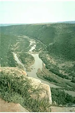 Die Groot-Visrivier loop deur die Dubbeldrift-natuurreservaat