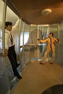 Recreyación d'una escena d'a cinta Moonraker.