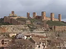 Anvista de Molina d'Aragón con o suyo castiello