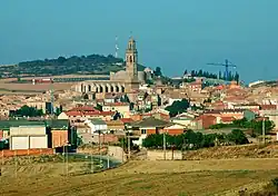 Anvista de Calaf dende l'autopista C-25