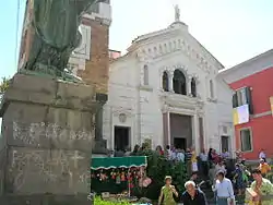 A ilesia de Sant Mateu de Castiellammare 'e Stabia