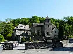 A plaza d'a ilesia de Geu