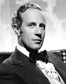 Leslie Howard en 1939 en a cinta Gone with the Wind, en o papel d'Ashley Wilkes.