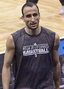 Ginobili con os Spurs en 2010.