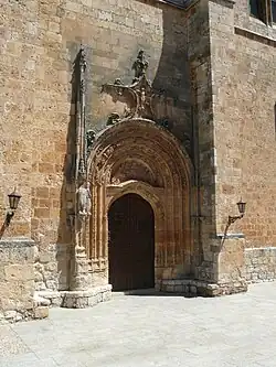 Puerta d'a ilesia de Villahoz