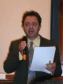 Quino Villa en a presentación de l'Academia de l'Aragonés en a Universidat de Zaragoza