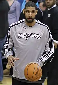 Duncan con os Spurs en 2011.