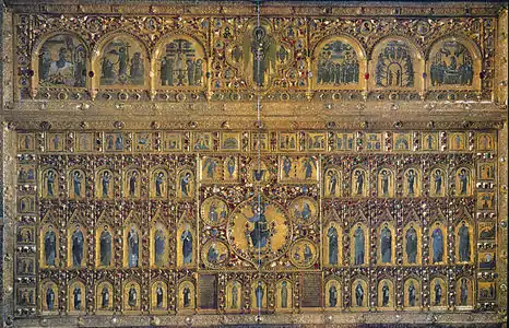 بالا دورو المذبح المرتفع في كنيسة سان ماركو بالبندقية أحد أشهر أعمال المينا المزجج في الإمبراطورية البيزنطية.