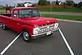 Ford F 100 modelu 1966