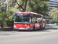 Un Scania N-310 UB Tata Hispanu Área, Realizando la llinia 33 de Tuzsa en Zaragoza