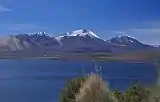 Acotango volcán visto desde Chile.