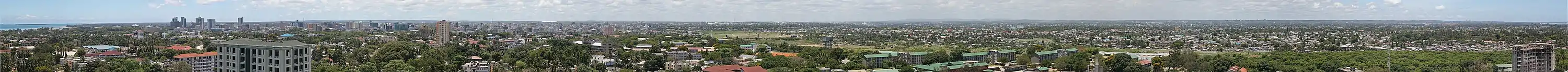 Vista panorámica de Dar es Salaam: el centru de la ciudá, Kariakoo, y los barrios probes