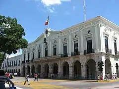 Palaciu de Gobiernu, sede del poder executivu.