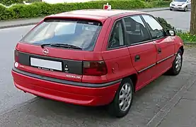 Opel Astra F 5P