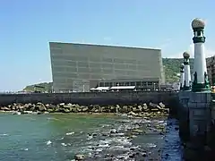 Palaciu de Congresos y Auditoriu Kursaal, de Rafael Moneo (San Sebastián), 1999