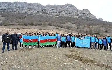 Leyla Əliyevanın təşəbbüsü ilə “Qarabağı qoru” şuarı altında Şuşada kütləvi ağacəkmə aksiyasından foto