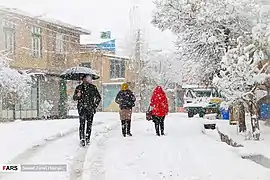 Həşcin küçələro qarlı bir gündə