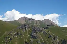 Böyük Türk Təpəsi (2747 m) və Kiçik Türk Təpəsi (2707 m)