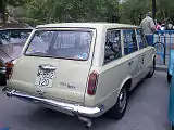 SEAT 124 Familiar