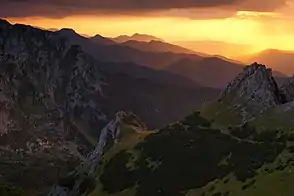 Blick auf die Siodłowa Turnia im Tal