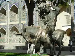 Nasreddin-Statue im Park (5)